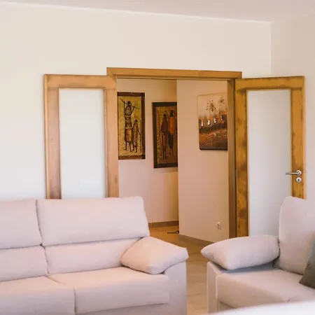 Best 82 - Few Steps To The Beach Peniche